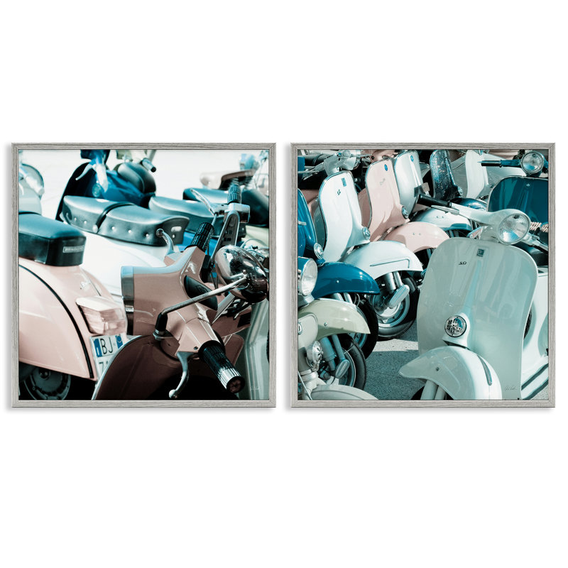  «Italian Scooters in Pastels», ensemble de 2 giclées par Deborah Revell, H 17 po x l 17 po, Estampe numérique Farmhouse