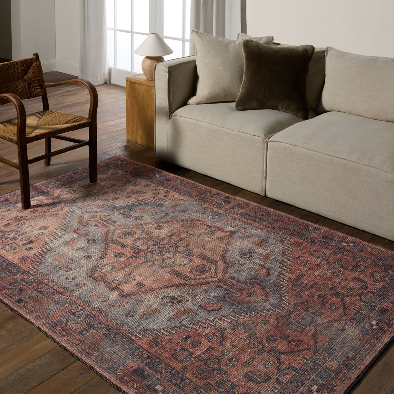 Tapis rouge Bungalow Bungalow Assata, Rectangle de 5 pi x 8 pi