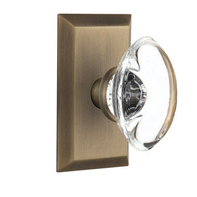 Studio Plate with Oval Clear Crystal Door Knob