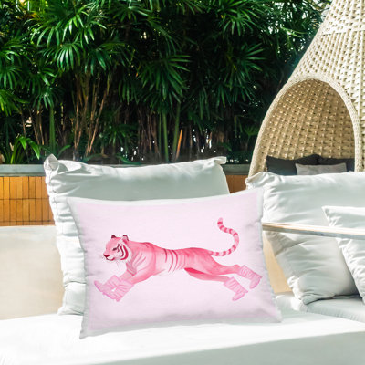 Coussin d'extérieur «Run Tiger in bottes» par Daphne Polselli