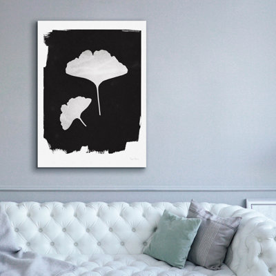 Art mural sur toile Epic Graffiti «Nature by the Lake Gingko 2 Black» par Piper Rhue