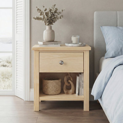 1-Drawer Nightstand with Storage Cubby Natural Pine Finish Wooden Bedroom Furniture 1pc Bedside Table
