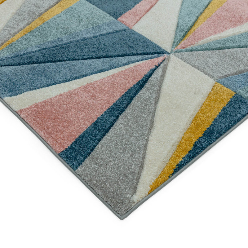 Easy To Clean Geometric Rug For Living Room, Rectangle 80 x 150cm, Polypropylene Plastic