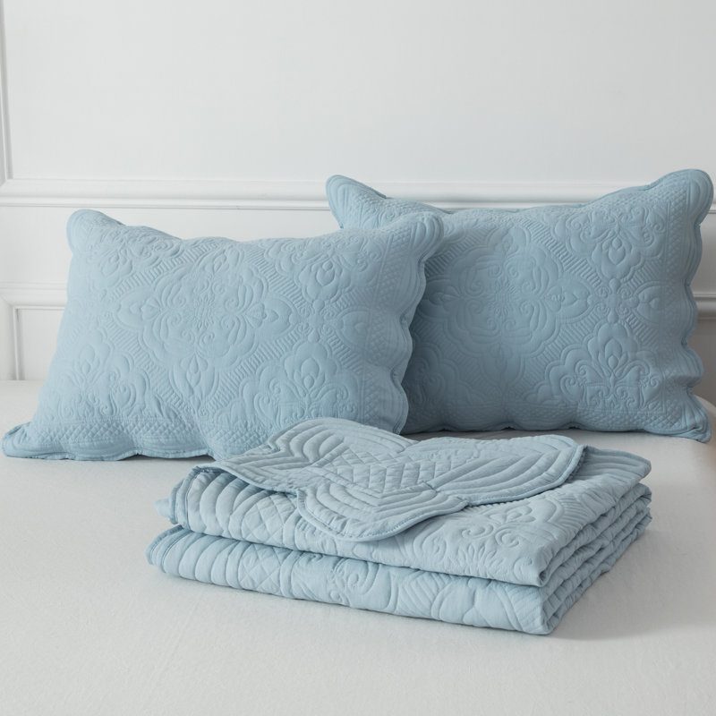 Ensemble de courtepointe légère en microfibre lavée et brodée à motif médaillon damassé | Certifié OEKO-TEX, Grand lit, Bleu