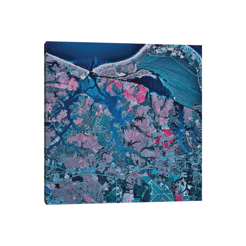 Virginia Beach, Virginia by Stocktrek Images - Wrapped Canvas Print, 93.98 cm H x 93.98 cm W x 3.175 cm D