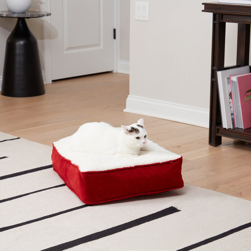 Avitable Pet Bed, Crimson