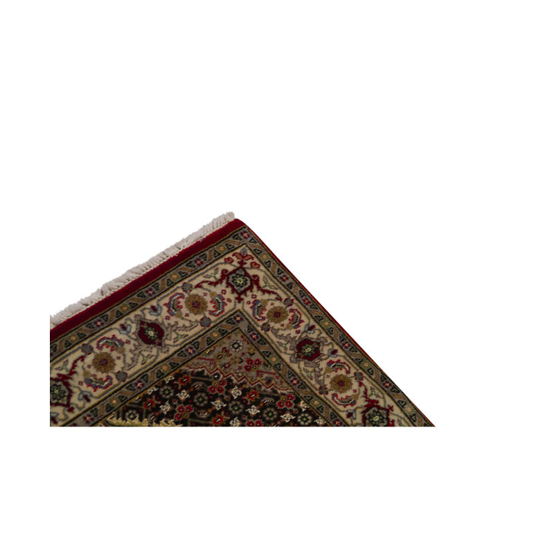 Sona Hand Woven Wool Oriental Area Rug