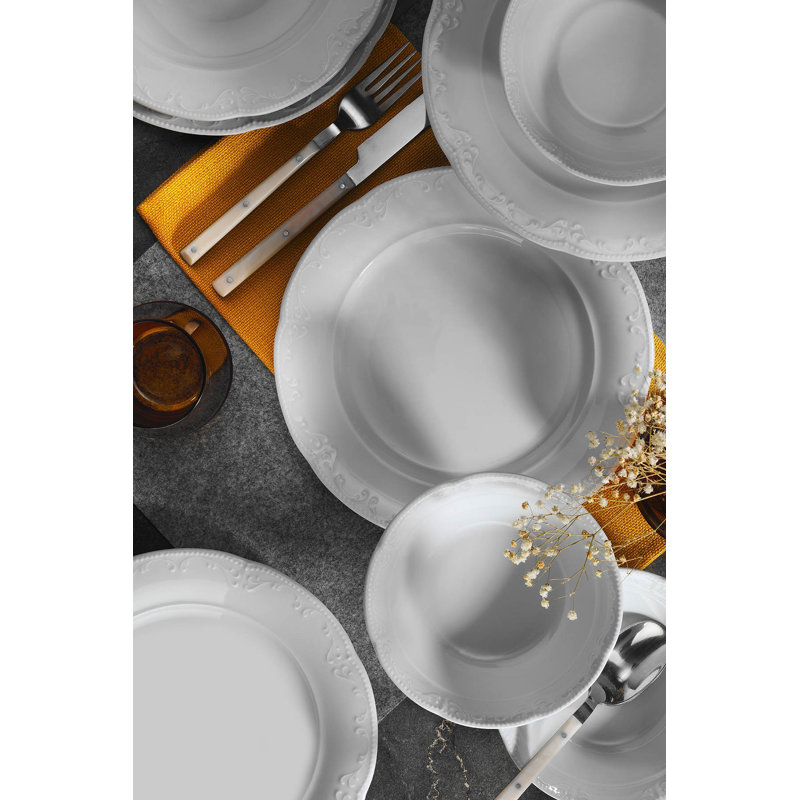 Service de table (18 pièces)