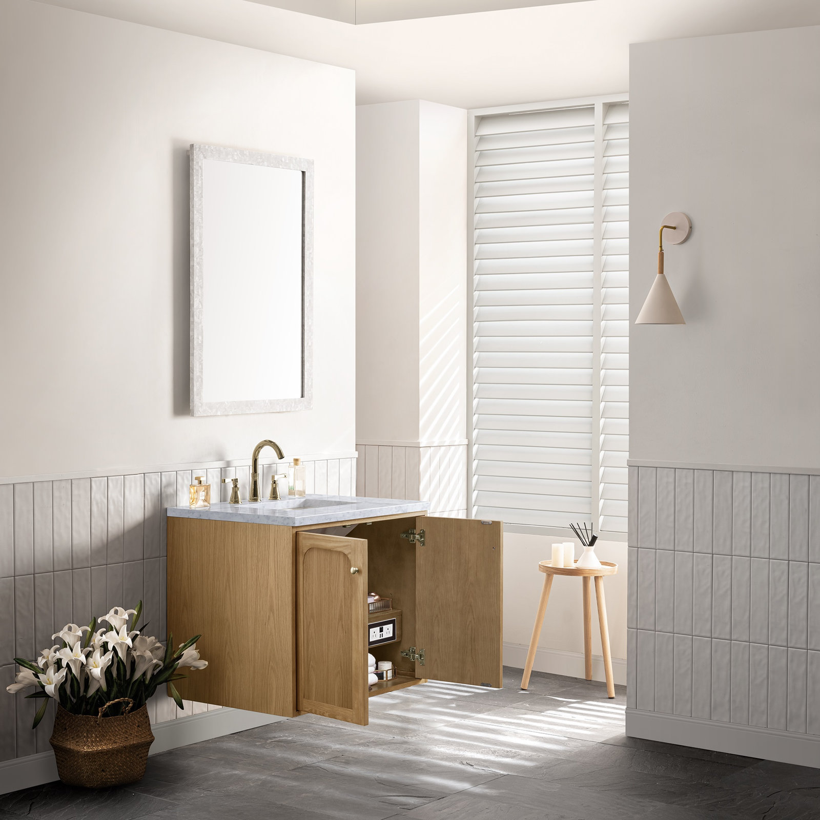 Laurent 30'' Single Bathroom Vanity, Light Natural Oak, Carrara White, 8" Widespread