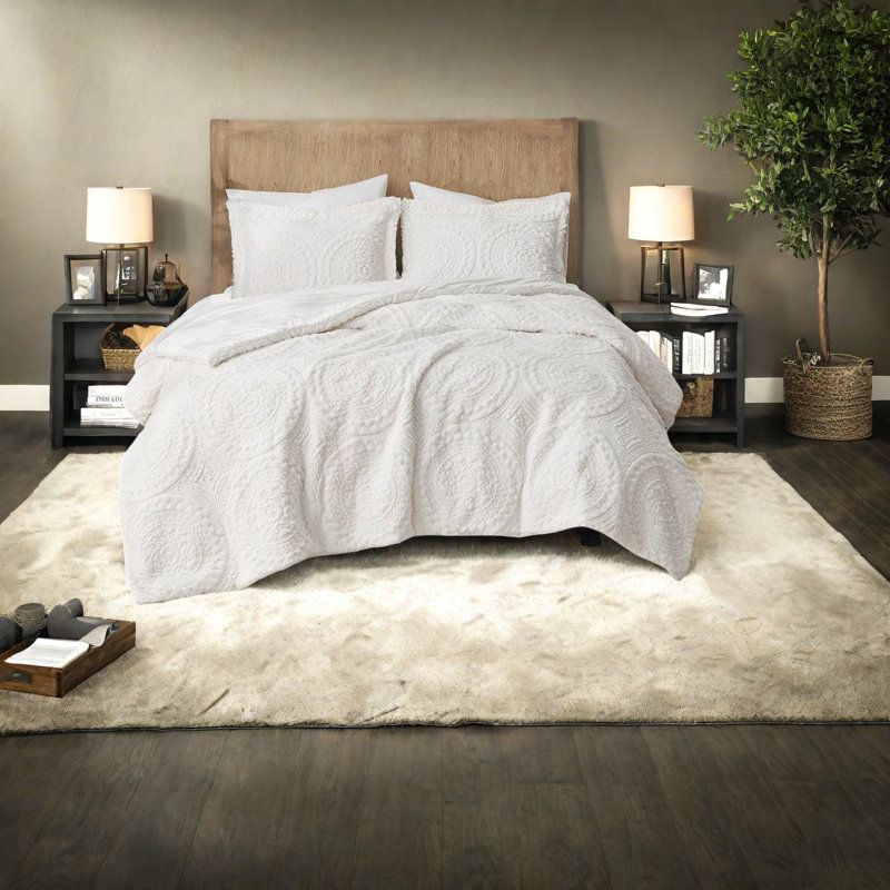 Ensembles de literie luxueux en fausse fourrure ivoire, édredon moelleux avec motif brodé pour la maison