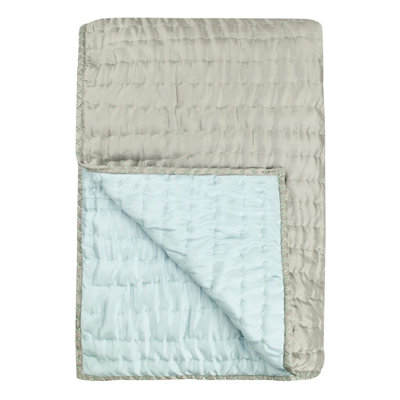 Chenevard Pebble & Duck Egg Quilt