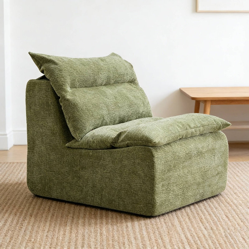 La chaise longue pratique et entièrement compressée rehausse le charme de la maison, idéale pour la détente quotidienne et les petits espaces