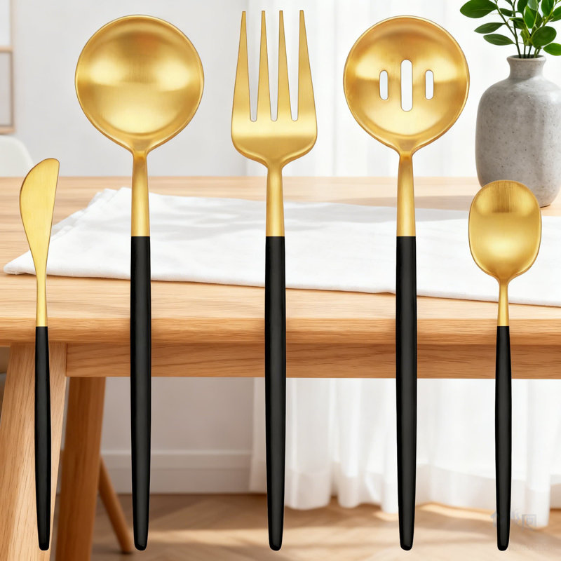 Ensemble d'ustensiles de service 5 pièces en acier inoxydable avec finition satinée, comprenant des cuillères de service, une fourchette, une cuillère à sucre et un couteau à beurre pour le buffet et les réceptions