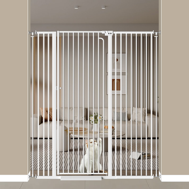 Barrière extra haute pour animaux 57 po avec fermeture automatique | Barrière pour animaux pour escaliers, ouvertures larges | Réglable de 48 po à 52 po, blanc