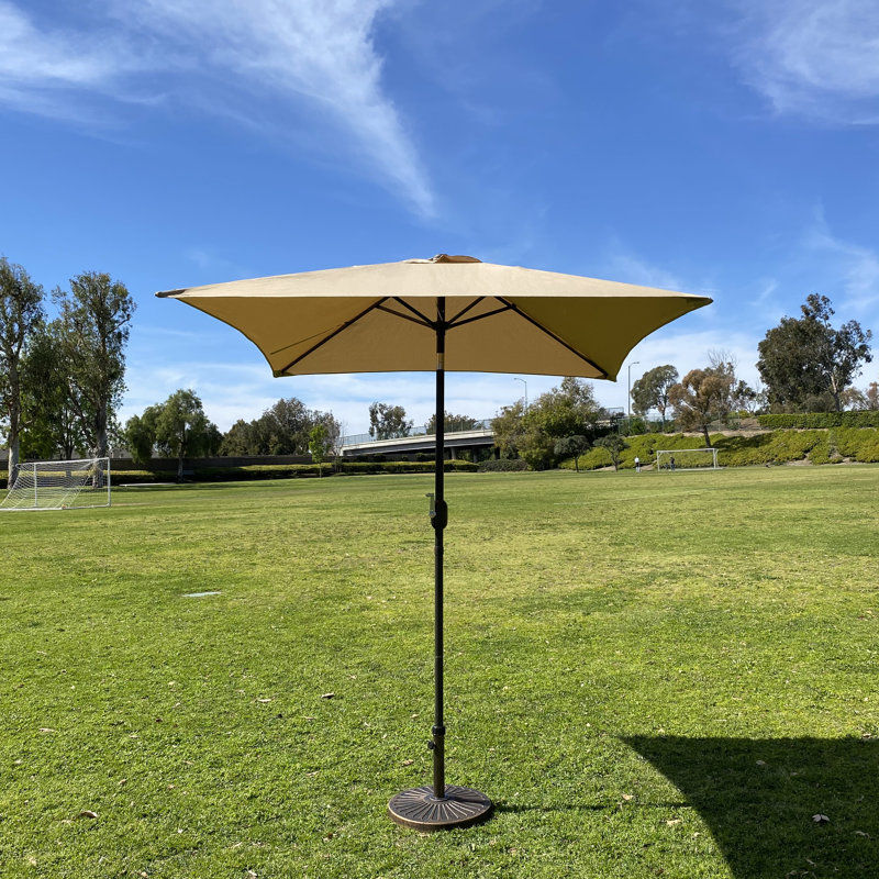 Parasol de marché carré 6,5 pi avec support / base Mirjka, Brun