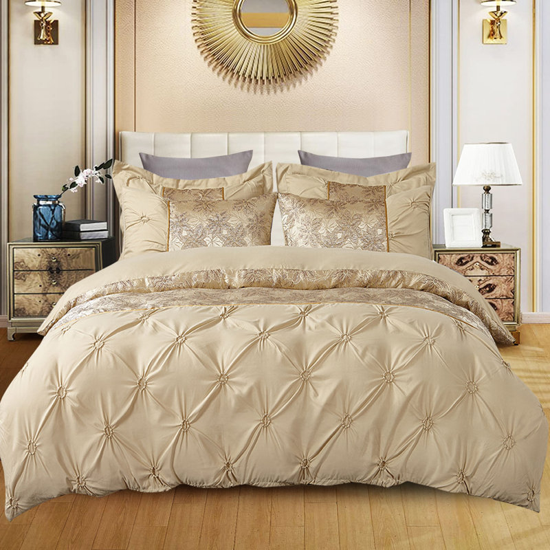 Cairnbrook Damask Duvet Cover Set with Pillowcases, Super King - 2 Standard Pillowcases, Gold