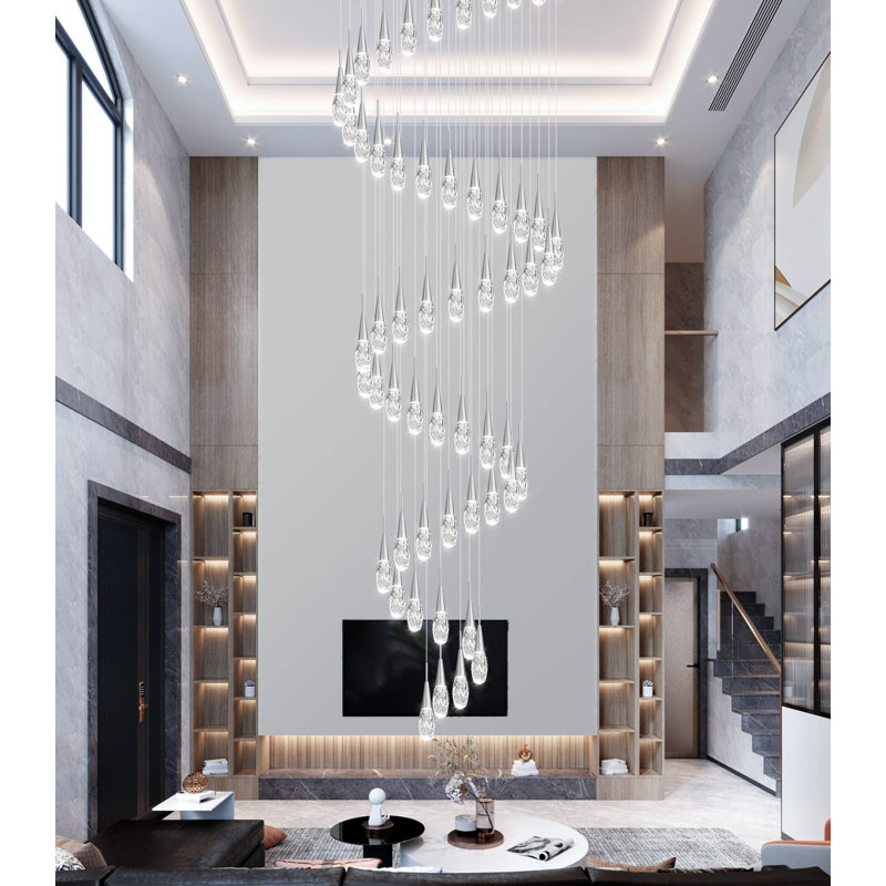 Très grand lustre très grand, 240" H X 32" W X 32" D, Chrome