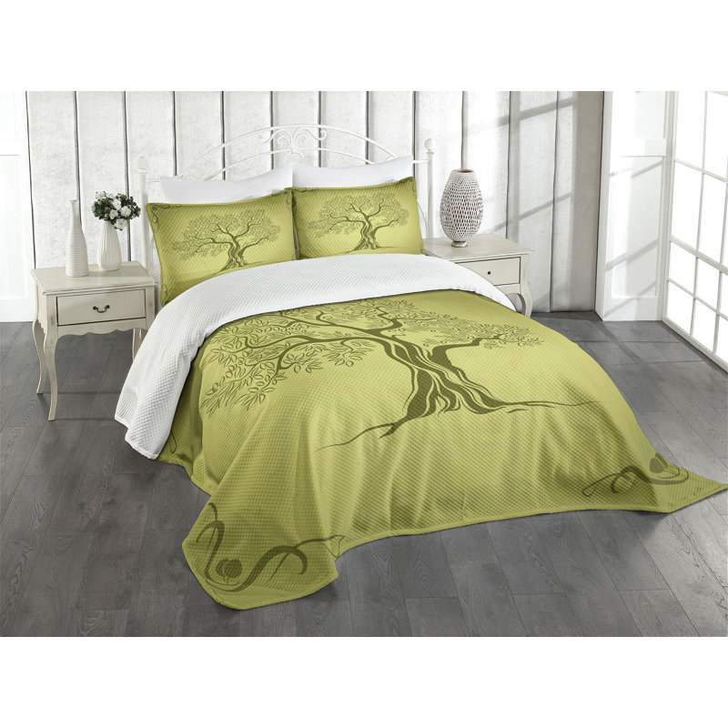Olive Green Quilted Queen Bedspread Set with Tree Pattern
