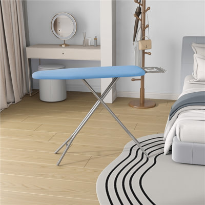 Table à repasser à hauteur réglable avec 4 pieds
