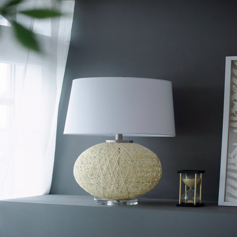 Lampe de table avec base en papier beige