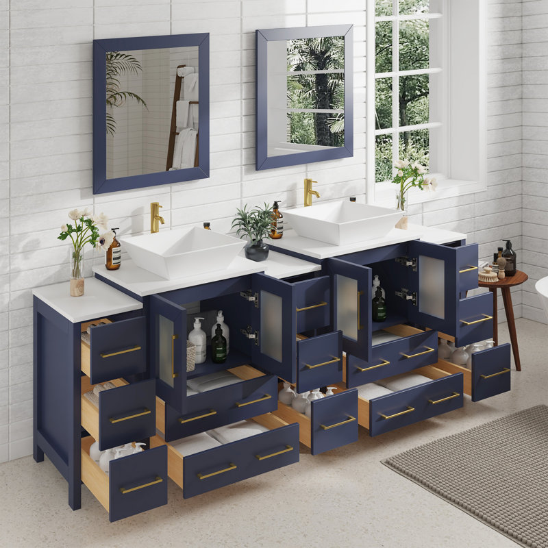 Ensemble de meuble-lavabo autoportant à double cuve 84 po avec plateau en marbre d'ingénierie et miroirs assortis Ravenna