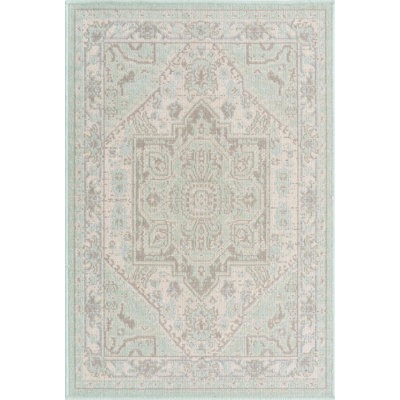 Tapis traditionnel Marciel couleur mousse