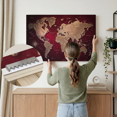 Carte du monde personnalisée punaise marron