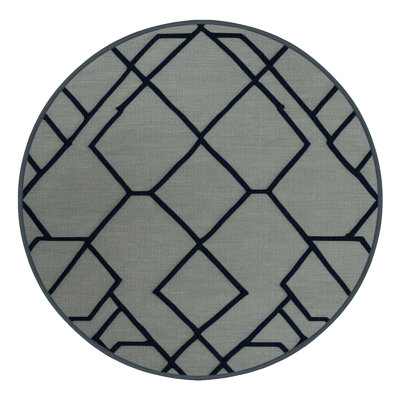 Tapis gris en treillis lavable à la machine
