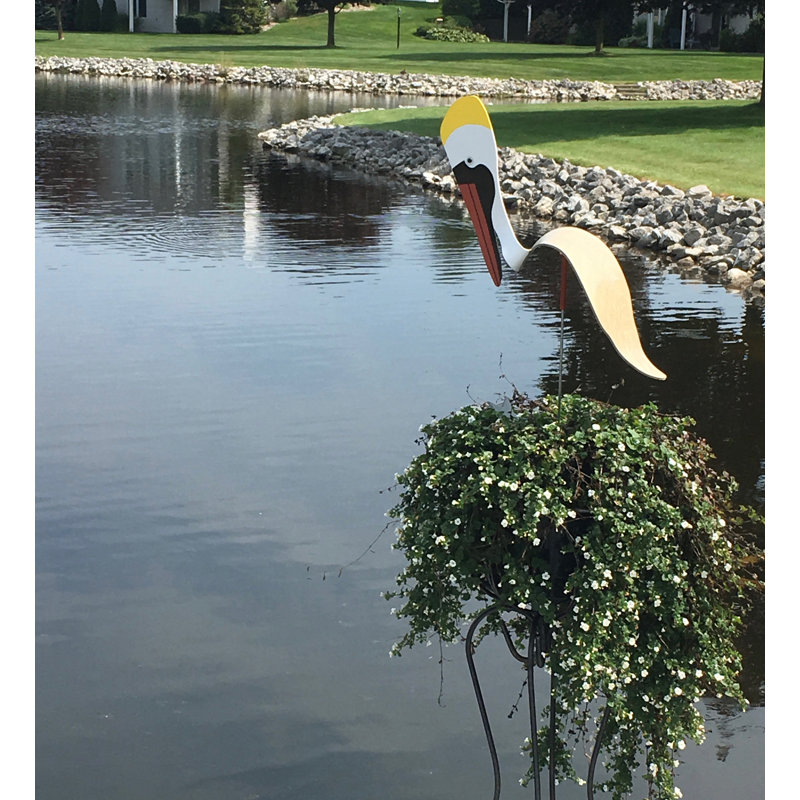 Art de jardin pelican