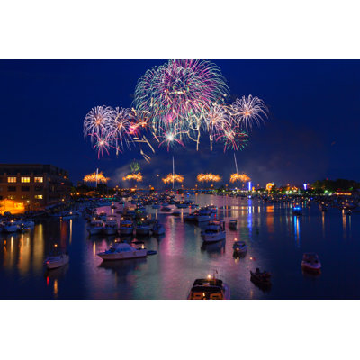 «Fireworks Explosion over Water», reproduction sur toile tendue