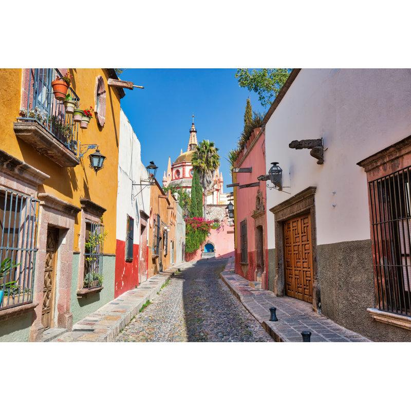 Mexique, bâtiments colorés - photographie sur toile tendue, H 24 po x l 36 po