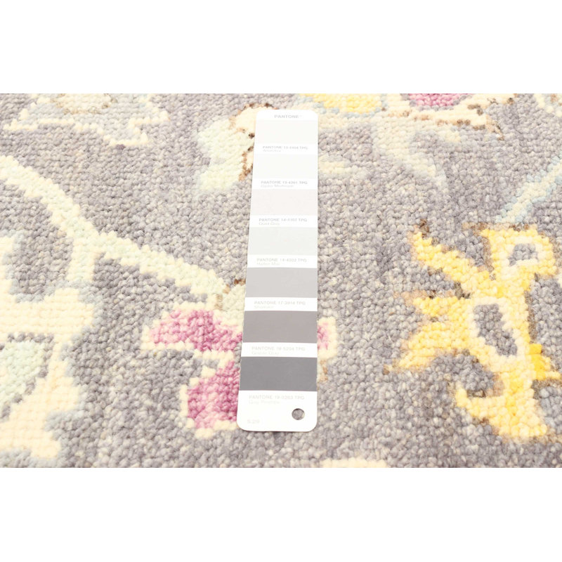 Tapis unique en laine noué à la main gris nouvel âge 3 pi 1 po x 4 pi 10 po Avyay
