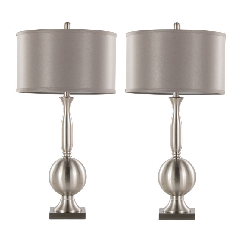 Ensemble de lampes de table 30 "en nickel brossé contemporain avec abat-jour tambour en satin gris Joan - ensemble de 2 par Grandview Gallery