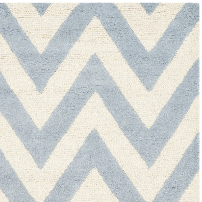 Nero Chevron Wool Hand Woven Area Rug, Rectangle 91 x 152cm