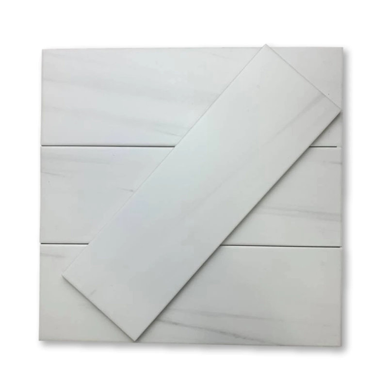 Carreau de plancher et de mur en pierre naturelle 4 po x 12 po, Blanc sablé