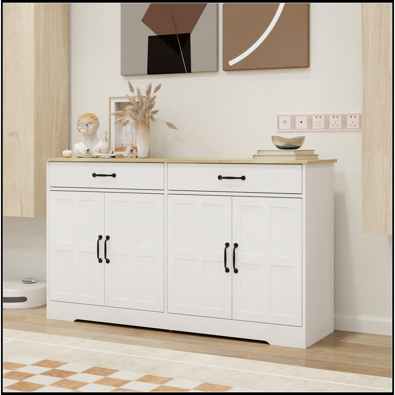 Buffet polyvalent de style campagnard avec beaucoup de rangement et de l'artisanat