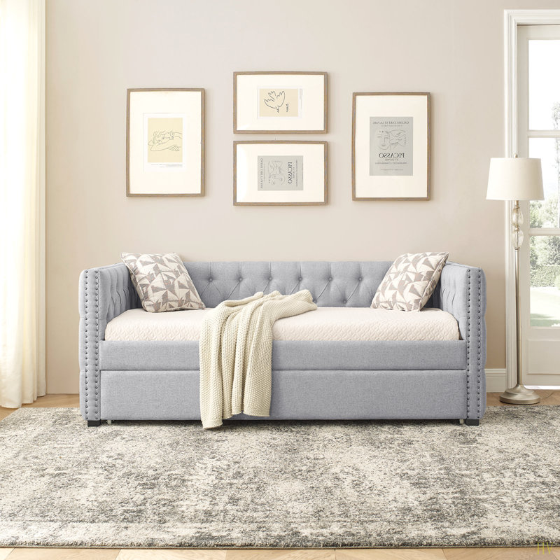 Lit de jour avec couchette rembourrée capitonnée, avec bouton et clou en cuivre sur les accoudoirs carrés, taille simple (85 po x 42,5 po x 31,5 po)