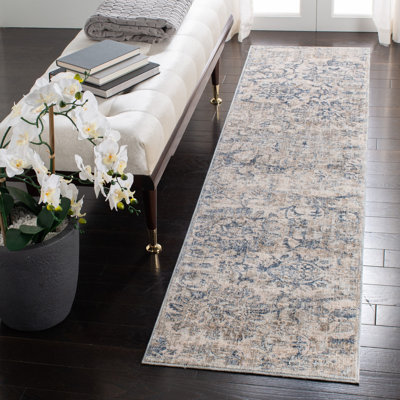 Gutierrez 600 Performance Floral Rug