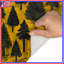 Arbres noirs sur tapis de bain jaune-950434387