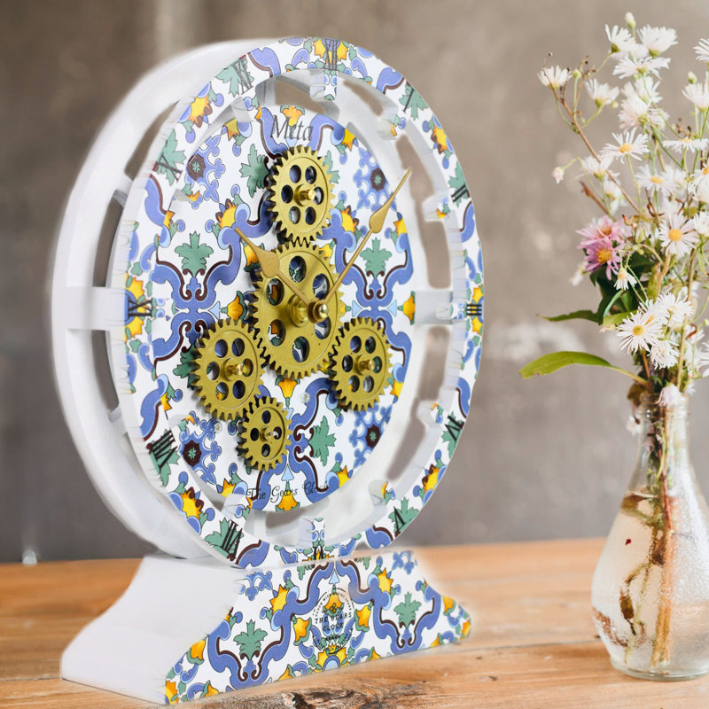Analog Quartz movement / Crystal Tabletop Clock, Meta