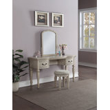 Hanning Vanity