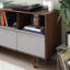 Buffet simple de style nordique moderne-104050968