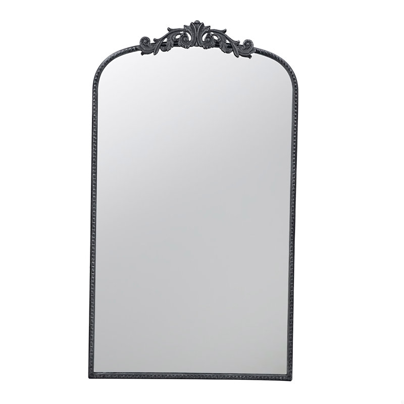 Miroir avec cadre d'inspiration baroque