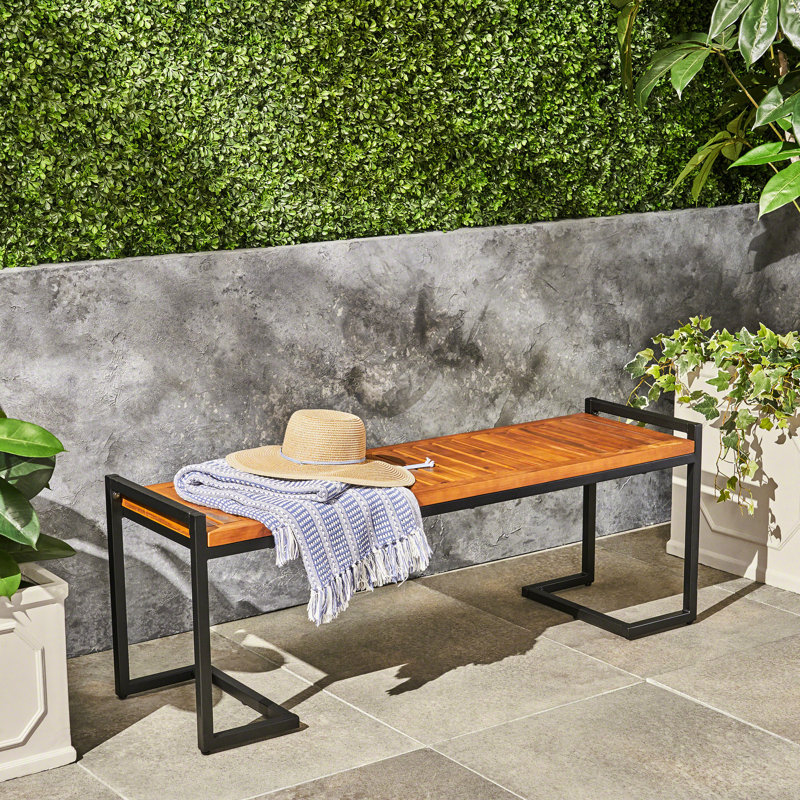 Banc en bois fini avec support en fer