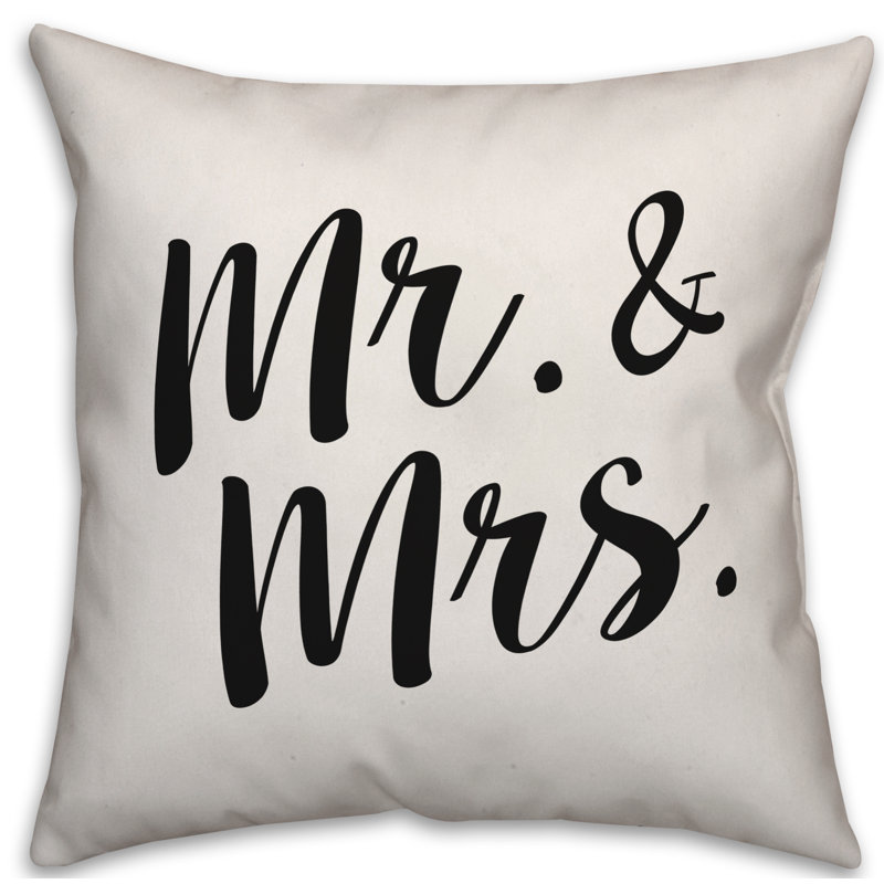Coussin Mr et Mme Bold Script, 16 po x 1 po, Polyester / Bourre en polyester