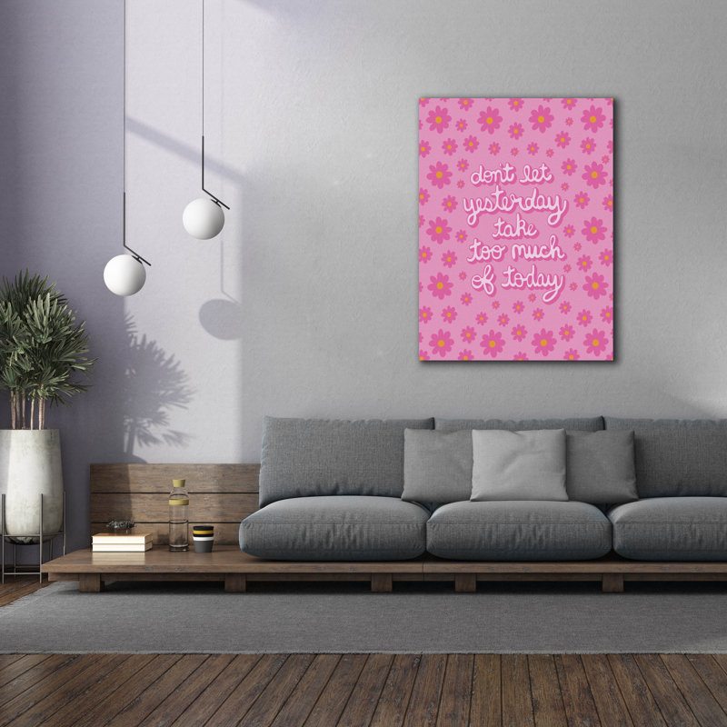 Art mural sur toile, "Hier et aujourd'hui" par Club Daydream, H 54 po x l 40 po x P 1,5 po