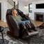 Fauteuil de massage Kyota Hatsumei M900 4D AI (brun foncé)