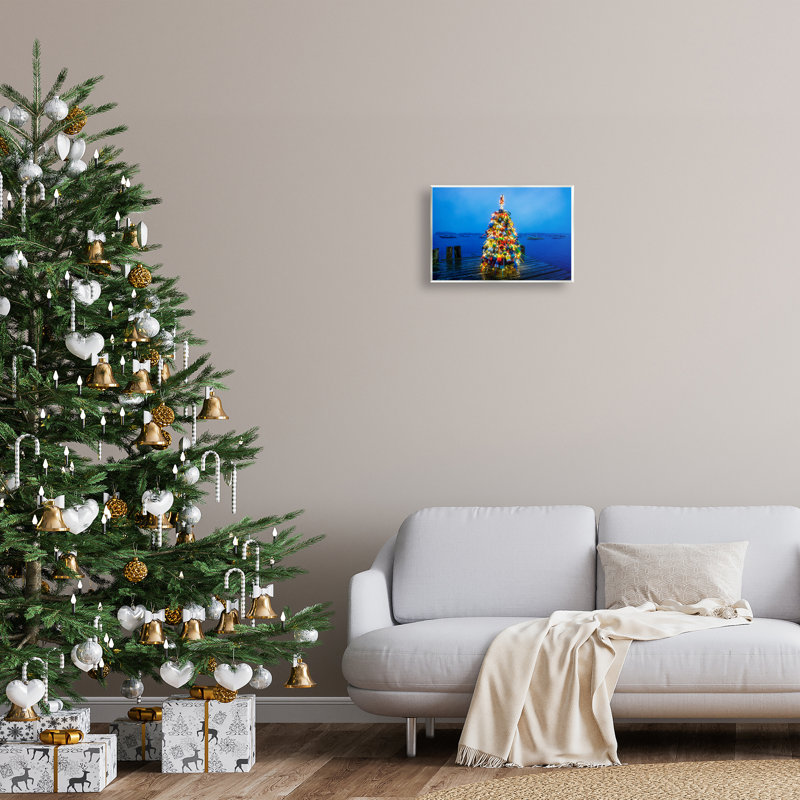 «Lit Bouys Christmas Tree» par Rick Berk, H 10 po x l 15 po