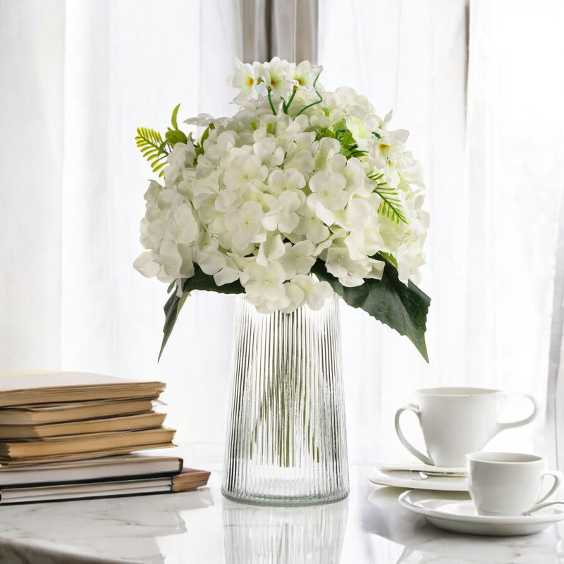 Vase en verre à nervures 4 "H 8" pour fleurs, 1