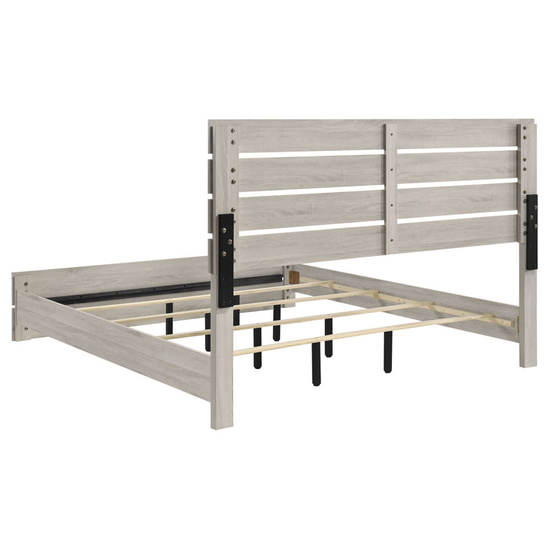 Kesha 4-piece Eastern King Bedroom Set Coastal White, King